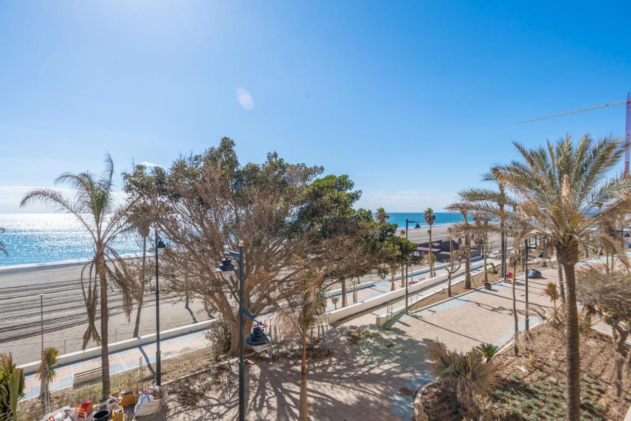 Apartamento Familiar Vistas Al Mar By Rent Me Estepona Exterior foto